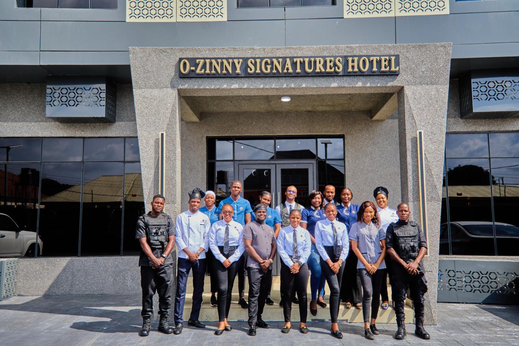 Ozinny Signatures Hotel Abuja Exterior photo